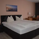 Konukevi Ammerland Garni