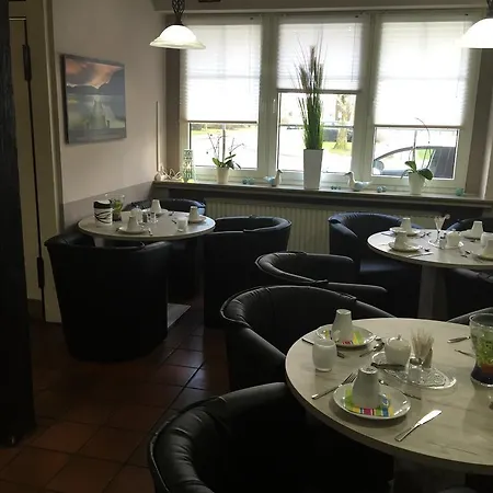 Ammerland Garni Guest house 3*